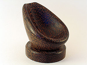 "" U. SPOON RESTS ROUND BASE PALM WOOD