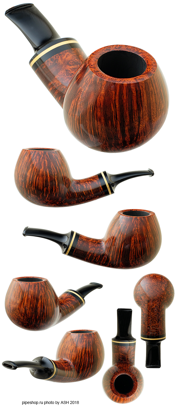   .  SMOOTH SLIGHTLY BENT CHUBBY APPLE WITH BOXWOOD